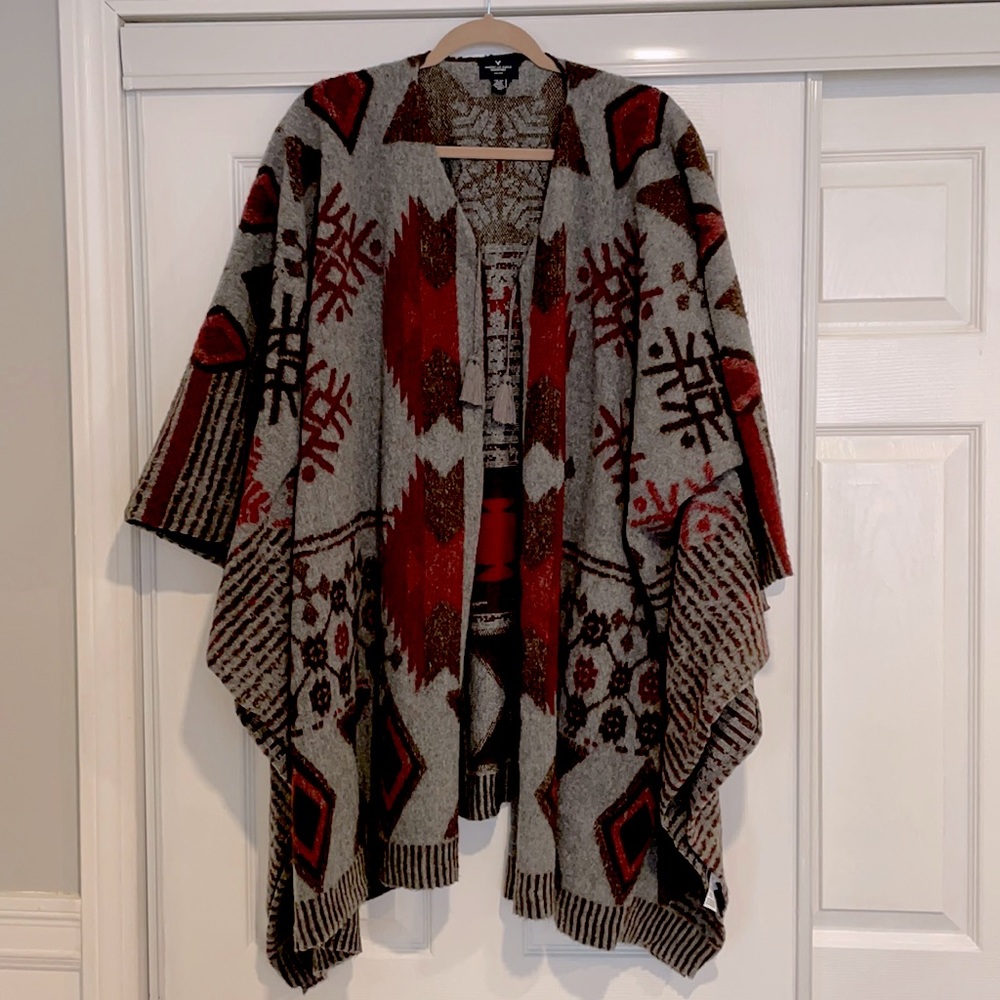AEO American eagle outfitters Cardigan Poncho Cape Wrap Tribal Aztec Print